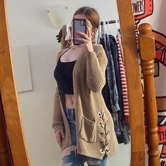 Arizona Jean Company • Light Brown Cardigan Sweater 🤎 - Picture 1 of 9